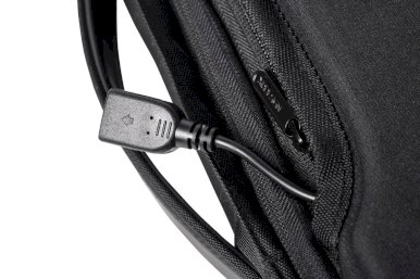 Ruksak Bobby Bizz, s pretincem za laptop , zaštita protiv krađe, crni