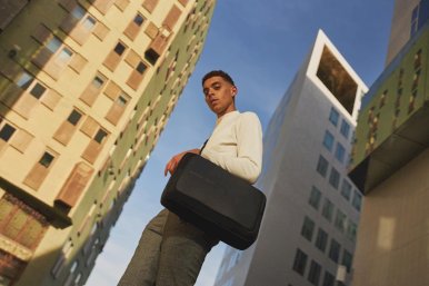 Ruksak Bobby Bizz, s pretincem za laptop , zaštita protiv krađe, crni