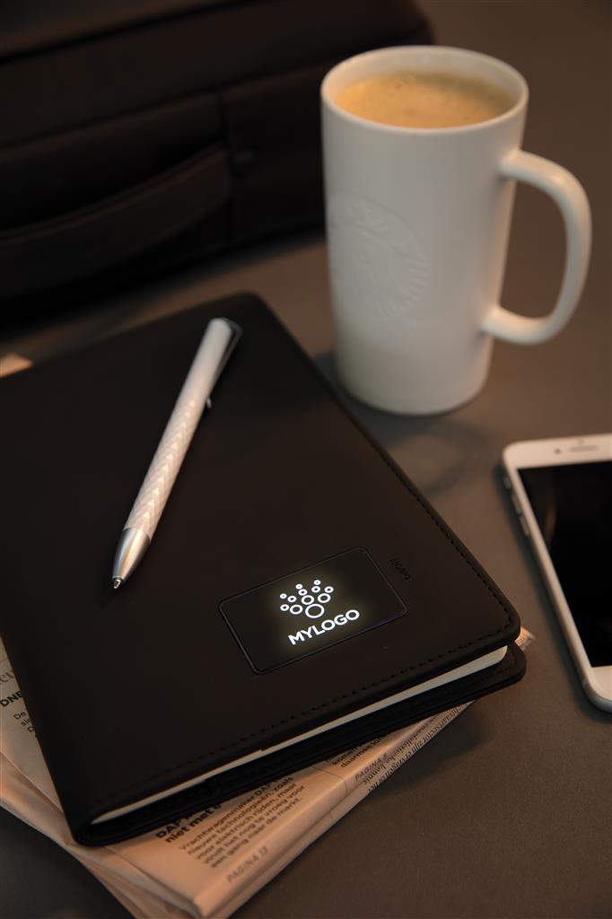 Notes, sa svijetlećim logom, crni
