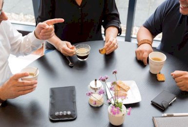 Etui za mobitel, blokira signal i zračenje, crni