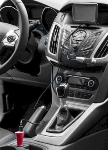 Punjač,POLE, za auto