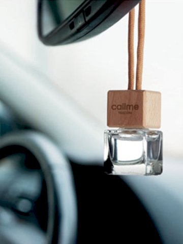 Miris, za auto, bočica na vezici, drvo, 5 ml