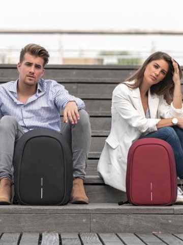 Ruksak Bobby Hero Regular, s pretincem za laptop, zaštita protiv krađe, 16L