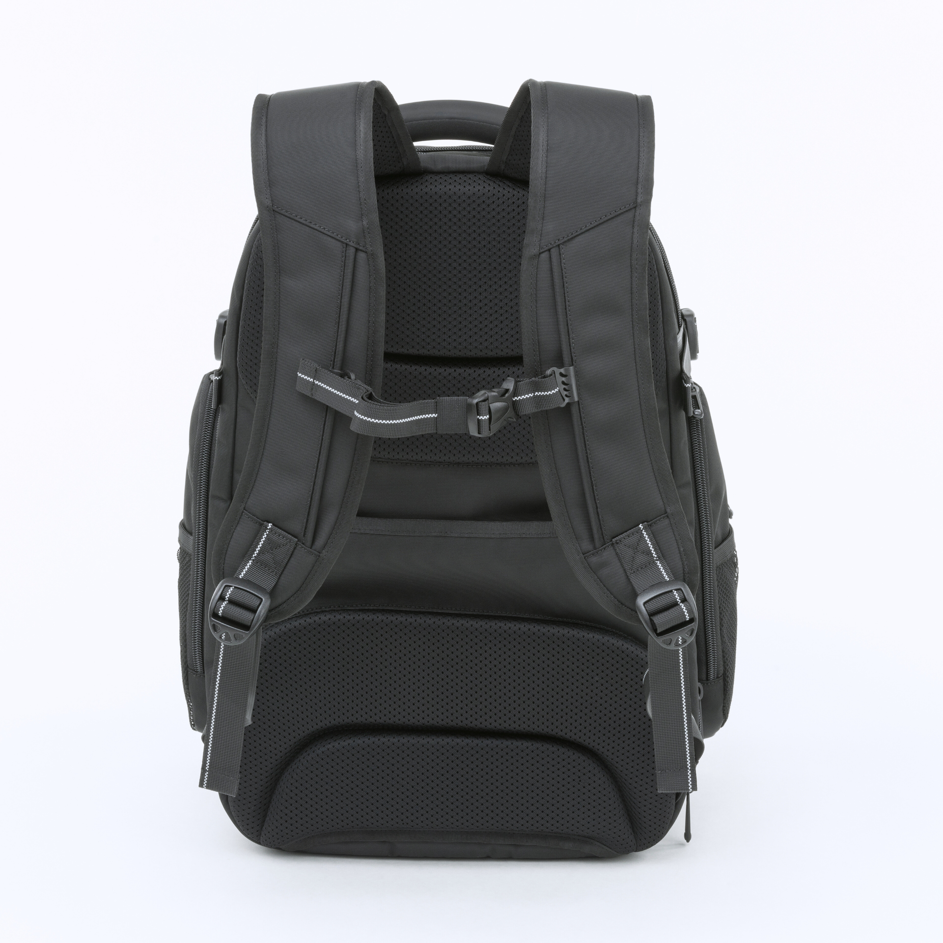 Ruksak s pretincem za laptop, Scandic, 28L, crni