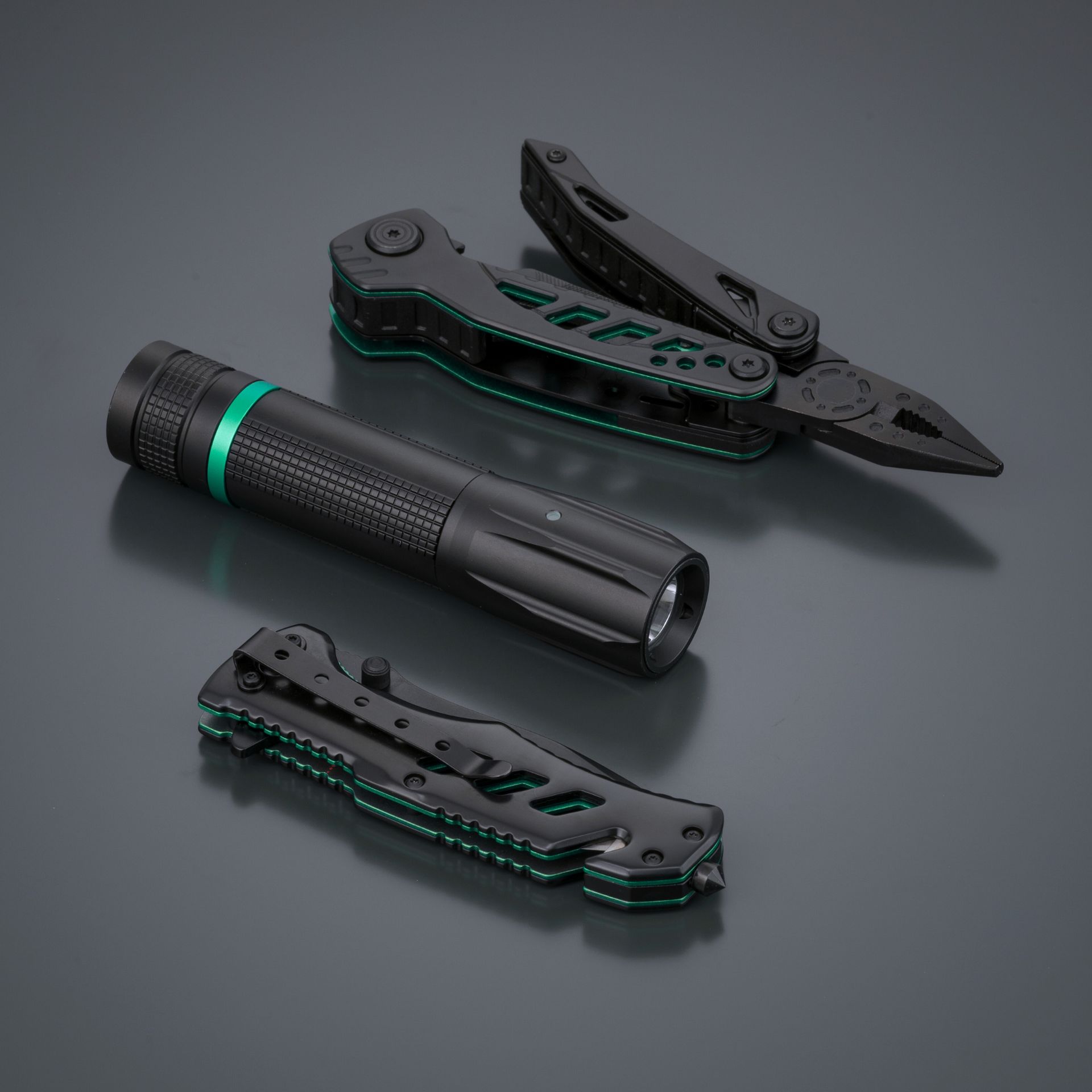 Optima Color Set, multitool, spasilački nož i punjiva svjetiljka