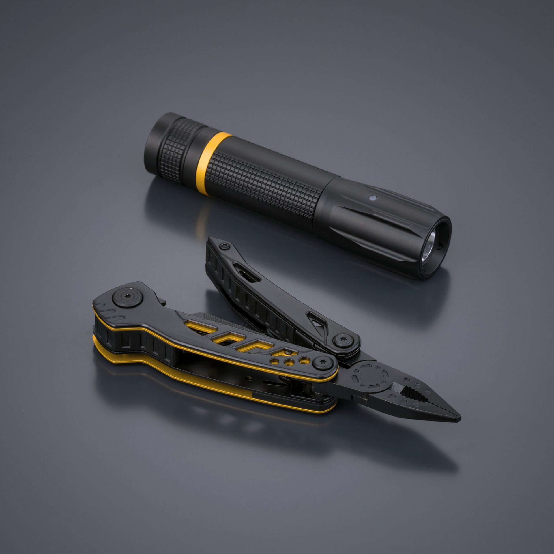 Optima Color Set, multitool i punjiva svjetiljka